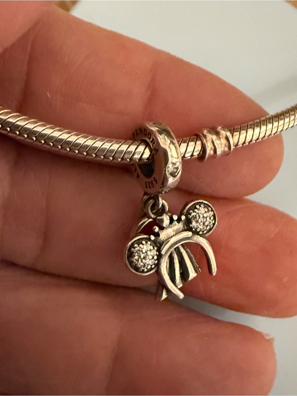 Pandora Silver Minnie Mouse Bow Dangle Charm - Silver